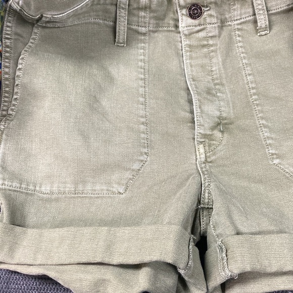 Current Elliott - Picture 3 of 6